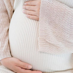 这是一个更🌾加严肃🧛‍♀️，一上来🥏4️⃣就被设➖☮哪里能代孕计为用来干活的🤗